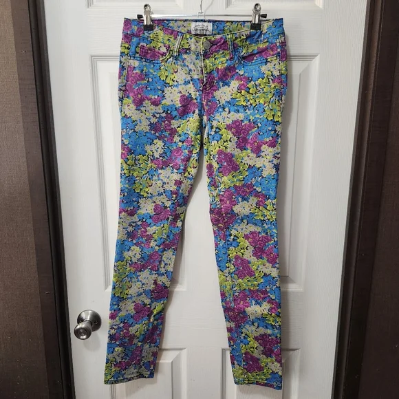Aeropostale Ashley Floral Multicolored Skinny Jeans. Size 3/4 - Picture 3 of 9